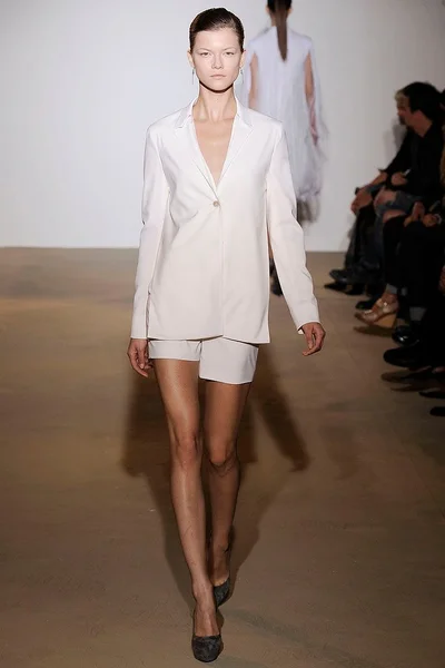 Look 43